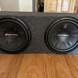 Pioneer Champion Series 12”