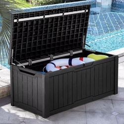 OUTDOOR DECK BOX XL SIZE WATERPROOF AND LOCKABLE BRAND NEW IN BOX!!!