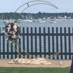 Wedding Arch Moon