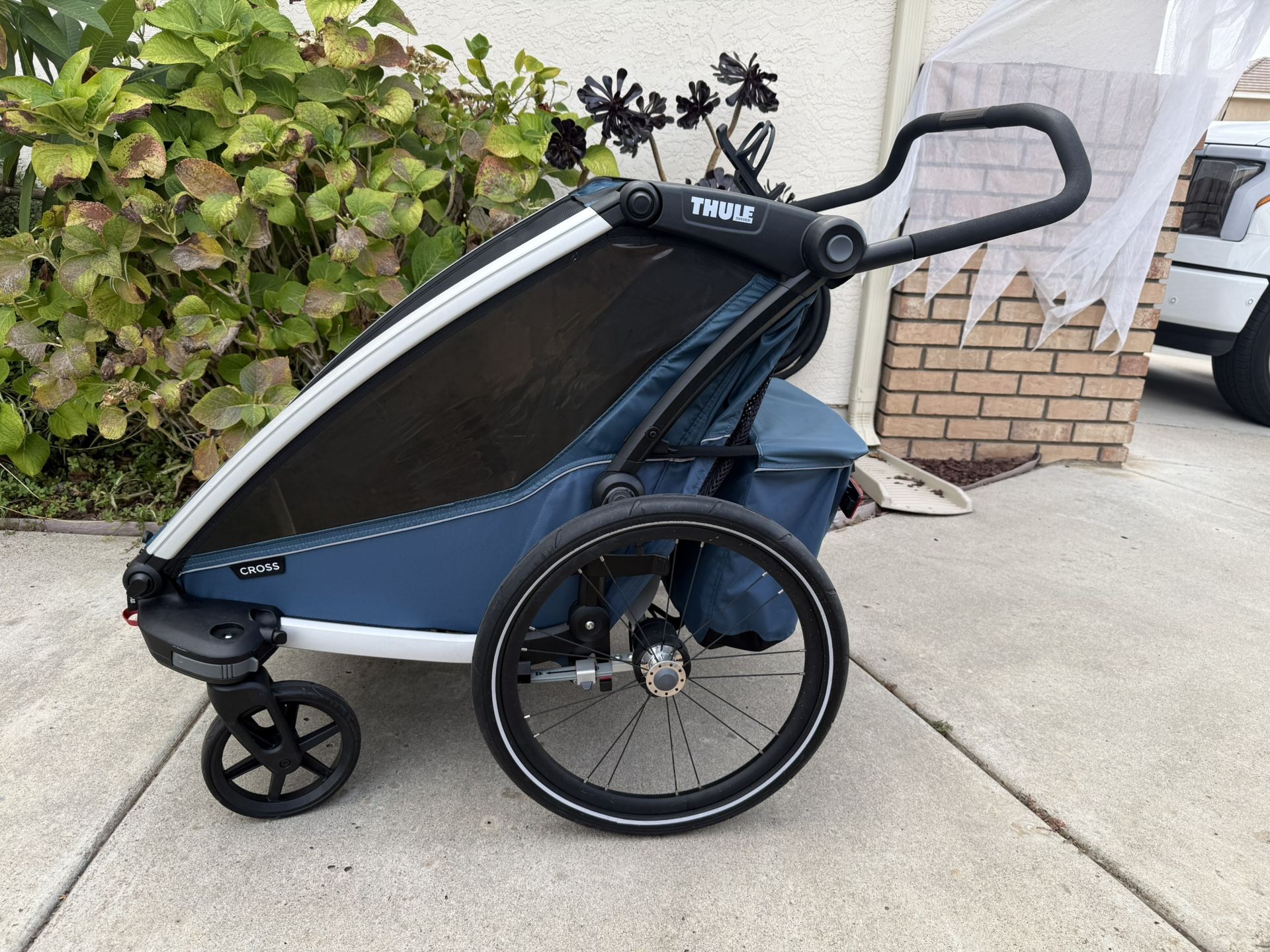 Thule Chariot Cross Double