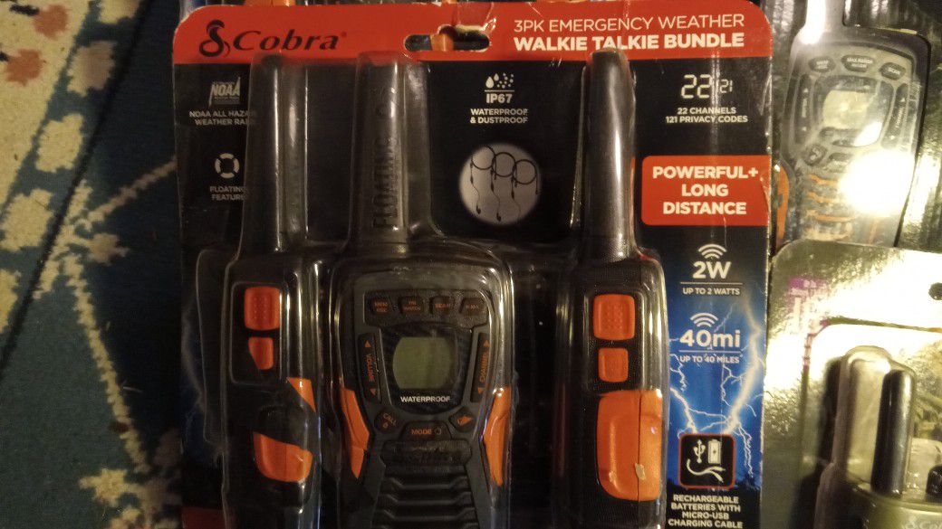 Cobra Walkie Talkies 50 Radios Approximately 25 Sets These Are Top Of The  Line Radios for Sale in Red Bank, TN OfferUp