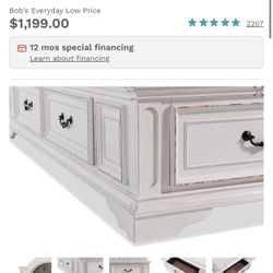 Queen Bed Frame With Storage. 