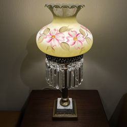 Absolutely gorgeous green floral antique gone with the wind crystal lamp with marble base