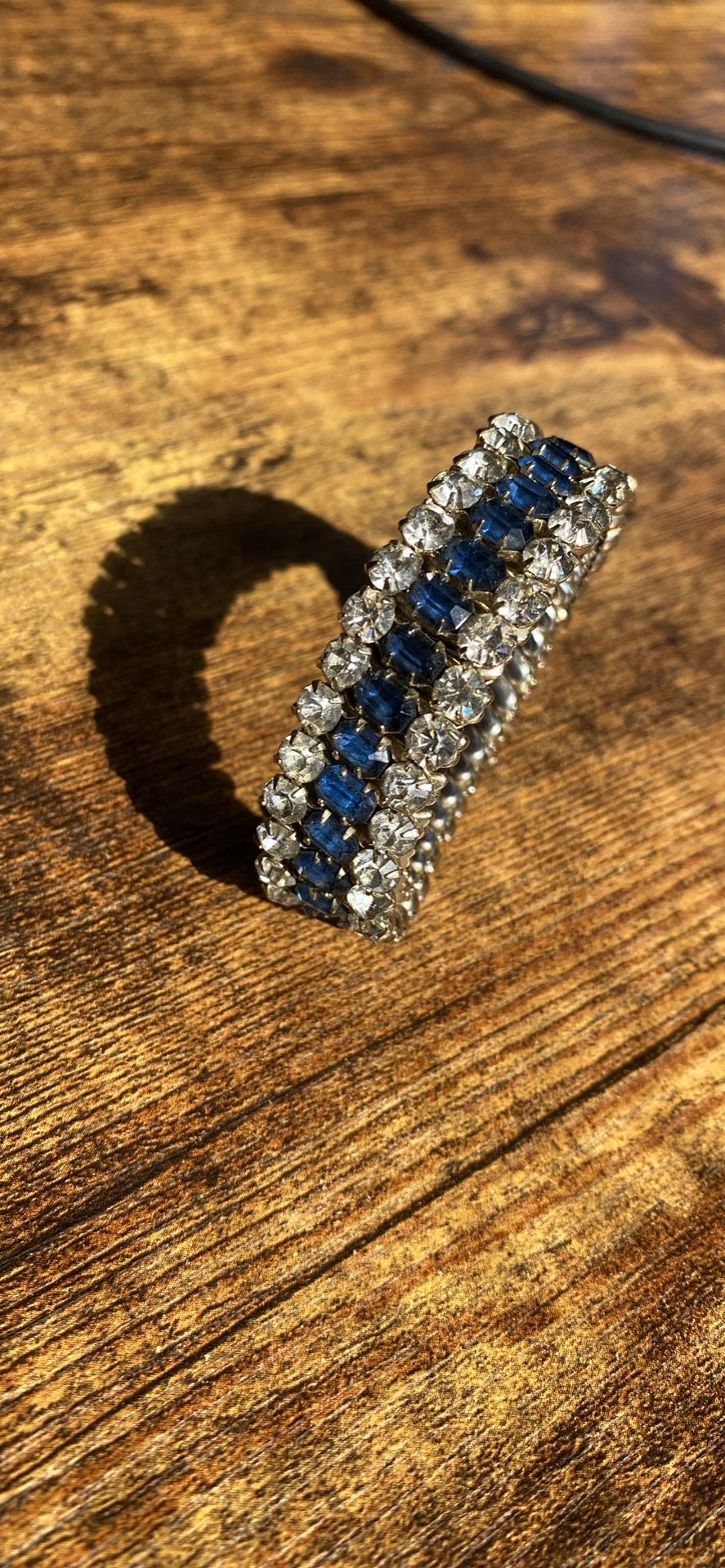 Vintage Blue & Clear Rhinestone Stretch Bracelet – Retro Glam Statement Piece