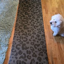 Jessica Simpson Yoga mat