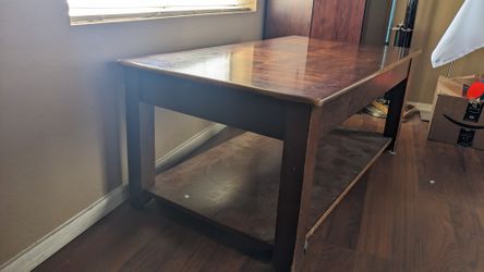 Coffee Table Lifting Top Works Great