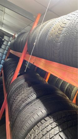 Llantas usadas y nuevas