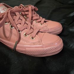Size 7 Converse Low - Monochrome Pink Leather