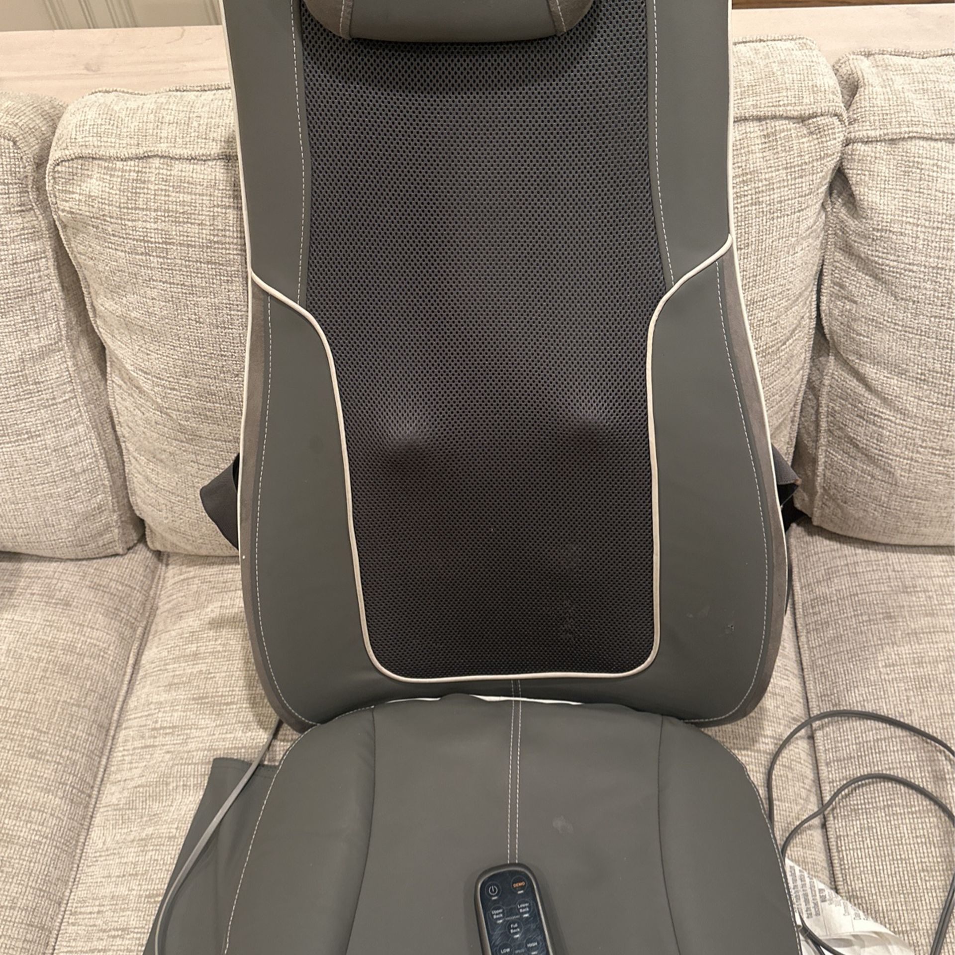 HoMedics Quad Plus Shiatsu Massager Massage Chair Cushion with Heat MCS-760H