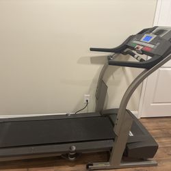 Pro-Form XP 542s Treadmill