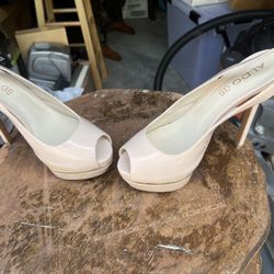 Aldo Woman’s High Heel Shoes Size 9 