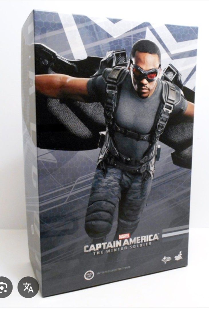 Hot Toys Falcon. Captain America Winter Soldier