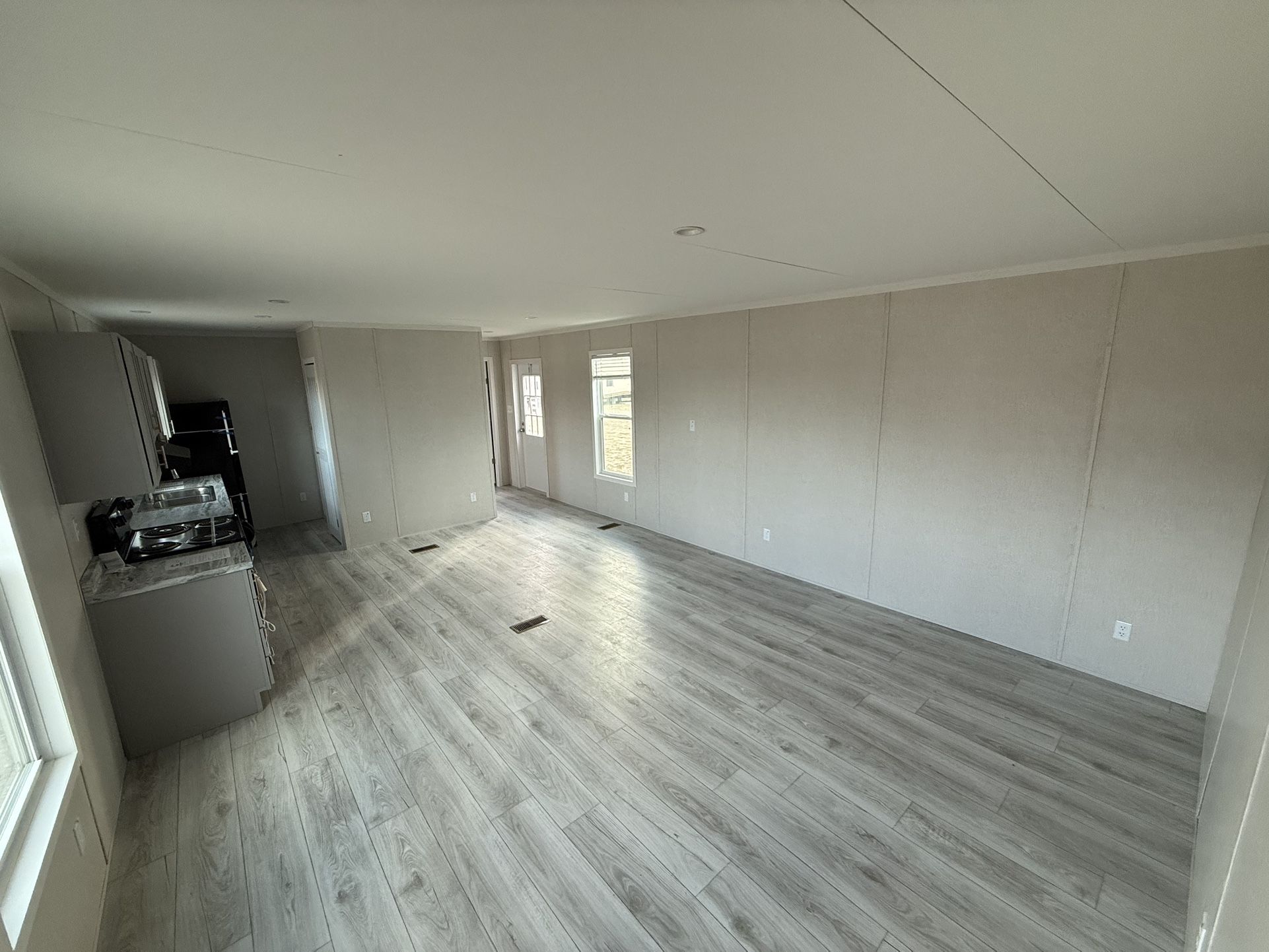 2 Bed 2 Bath Manufactured Home Available-delivery