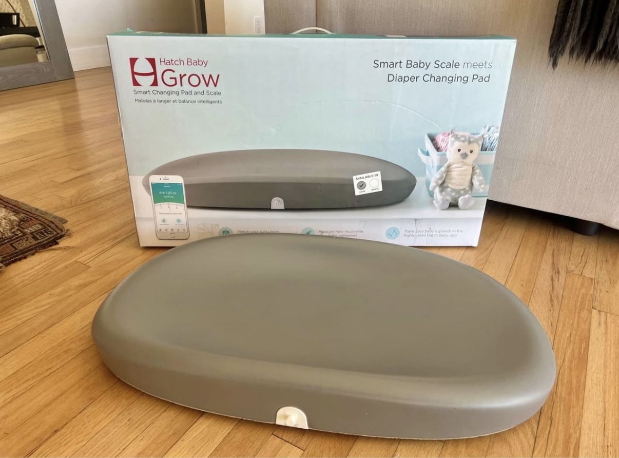 NEW Hatch Changing Table