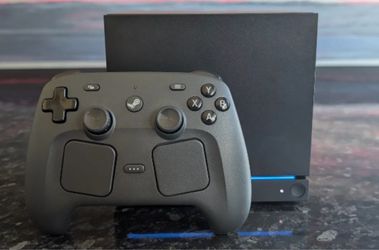 Valve Steam Machine + Controller