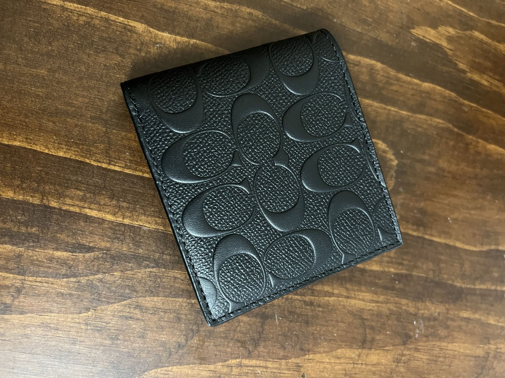 Coach Poppy Wallet for Sale in Queens, NY - OfferUp