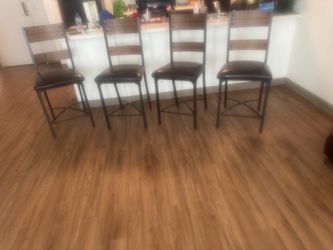 Set of 4 Industrial Bar Stools