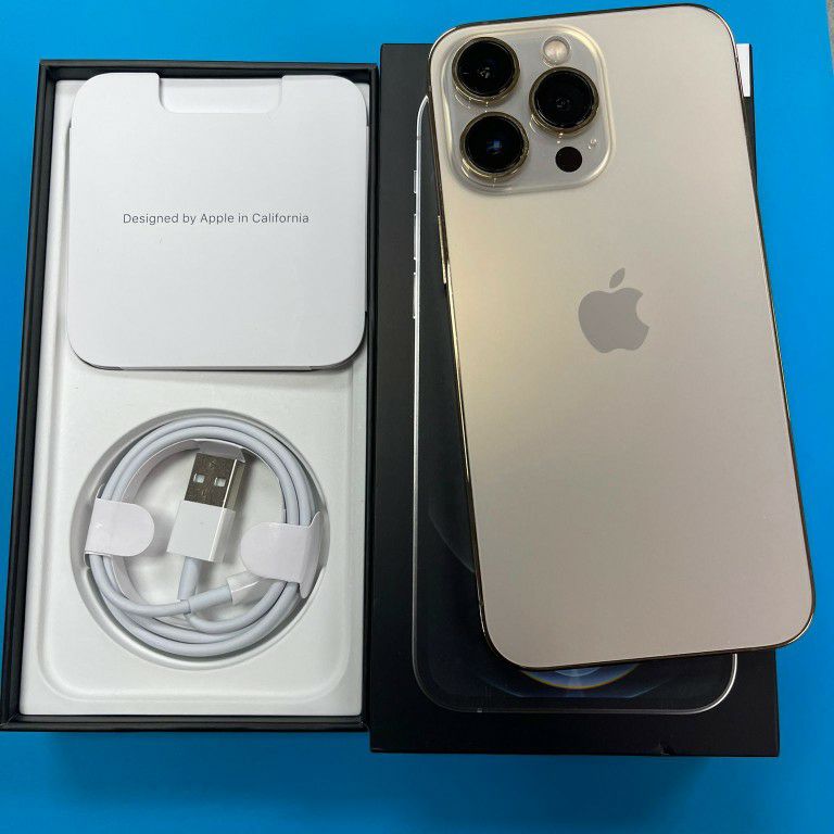 iPhone 13 Pro 128GB Unlocked like new / 60 days Warranty  / It's a store Buy with Confidence 