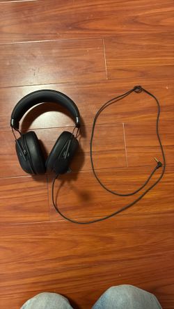 Razor wired headset