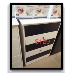 5 Drawer Dresser /Cómoda 5 Cajones