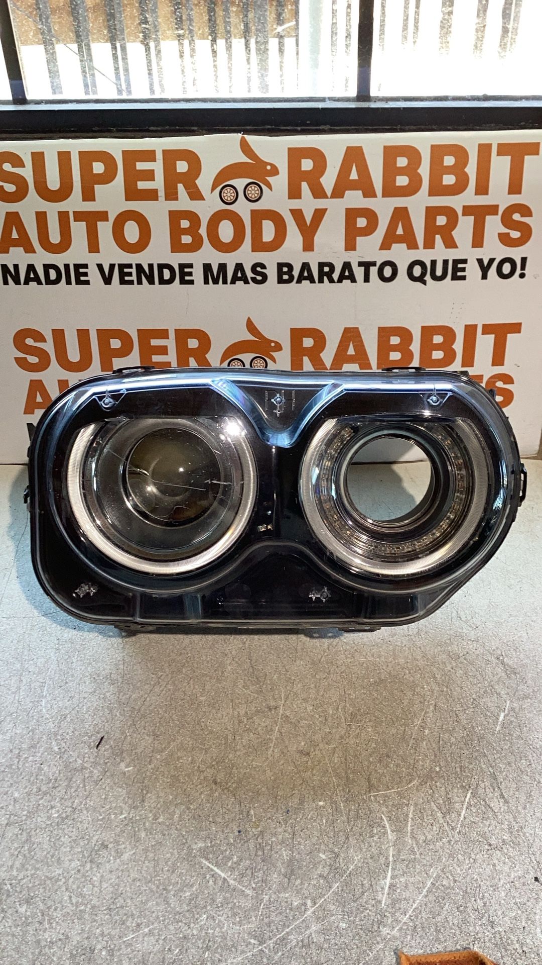 2015 Challenger Headlight Halogen Original 2023