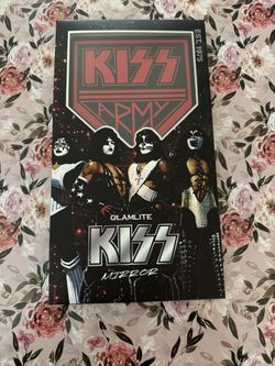 Glamlite Kiss Mirror