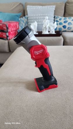 M18 milwaukee worklight $40