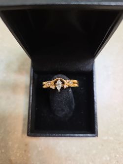 14 k gold diamond ring.  Weight is 5.3 grams