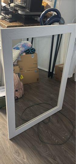 30x45 in mirror