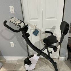 FITNATION STATIONARY BIKE