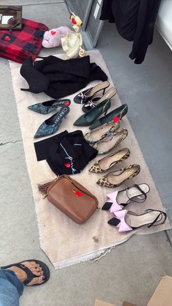 Heels Boots Purse Leggings