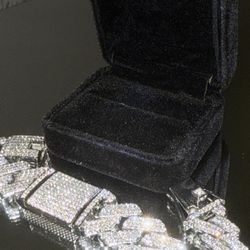 Luxury Display Box - Led & Velvet