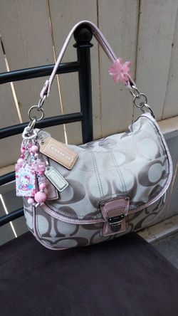 Coach Soho signature flap hobo bag light pink/khaki