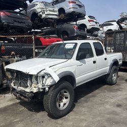 2002 Toyota Tacoma - PARTS ONLY