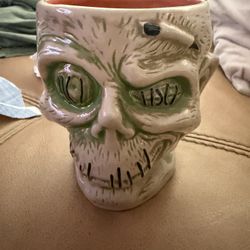 Disney Trader Sam's Enchanted Tiki Bar Shrunken Head Zombie Tiki Mug 2nd Edition