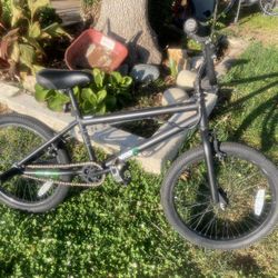 20” Hyper Bmx Bike In Real Good Shape Small With Small Sprockets