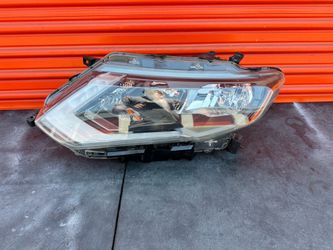 2017-2019 Nissan Rogue Headlight Halogen w/ LED DRL Left Driver Head Light OEM