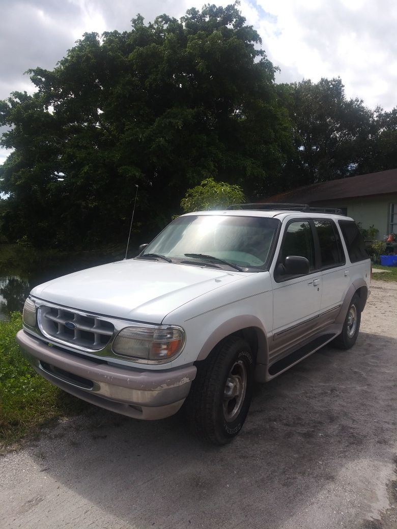 1995 Ford Explorer