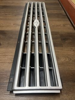  Ford Aerostar Grille Assembly Silver Taiwan
