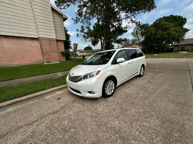 2015 Toyota Sienna