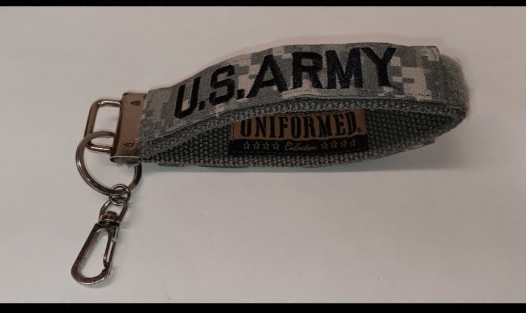 US Army official camouflage keychain wristband $10 FIRM