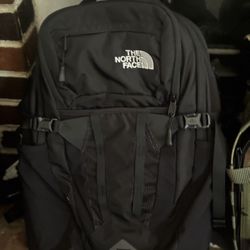 North Face Recon Backpack 