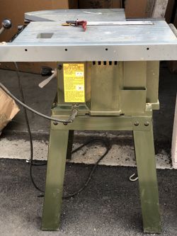 Makita Table saw 10” Model 2711