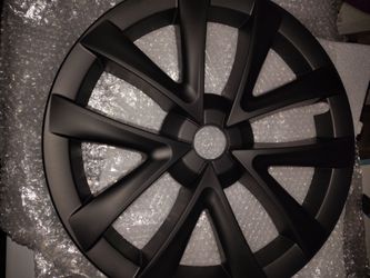 TESLA 18-inch matte black Arachnid-style wheel covers