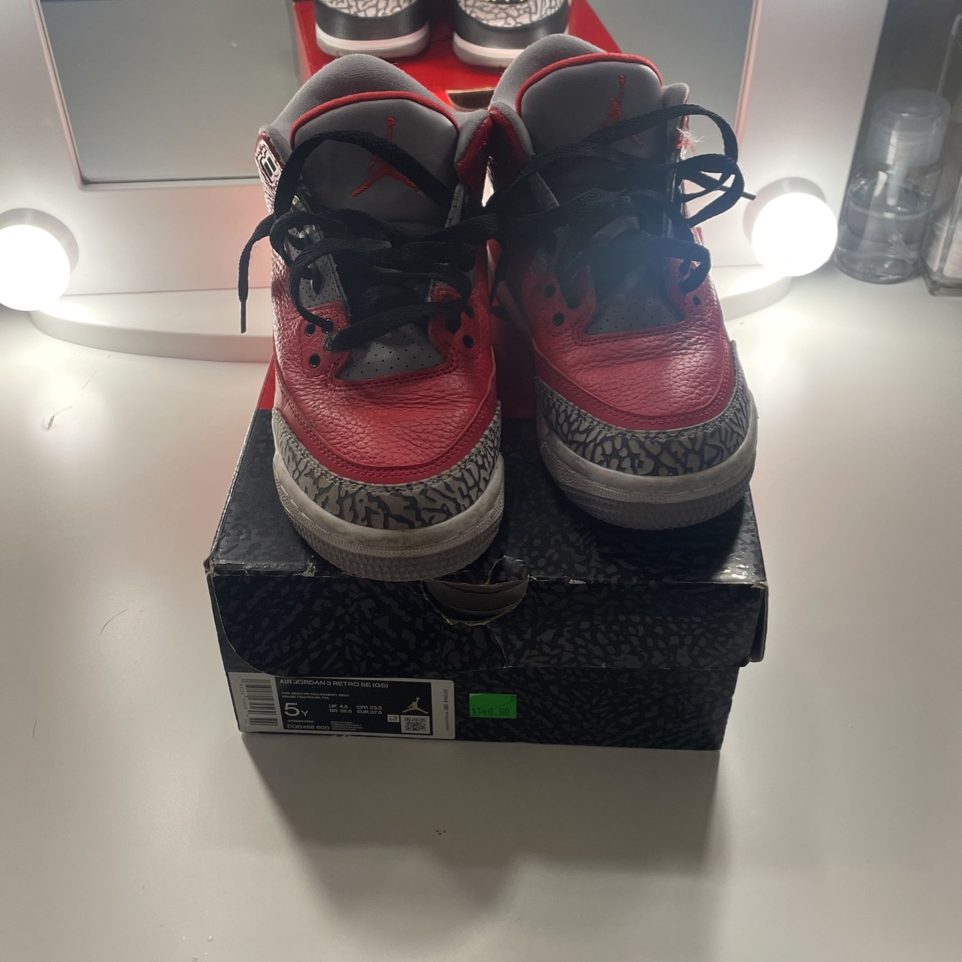 Air Jordan 3 Retro