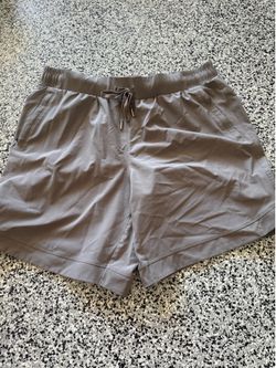 Women’s Med Shorts