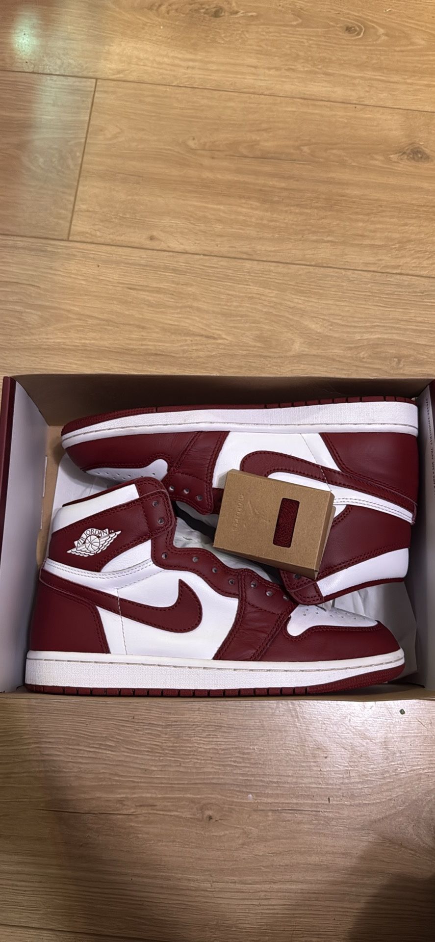 Jordan 1 High (send Offers)