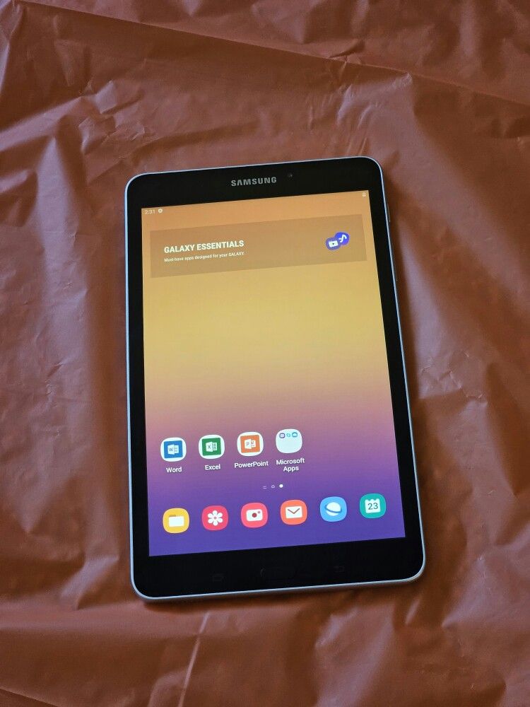 LIKE NEW SAMSUNG GALAXY TAB A 8" 16GB WIFI ONLY , PERFECT  CONDITION WORKING  GREAT,  YOUTUBE READY GAMES ROBLOX TIKTOK  READY  NO LOCKS 
