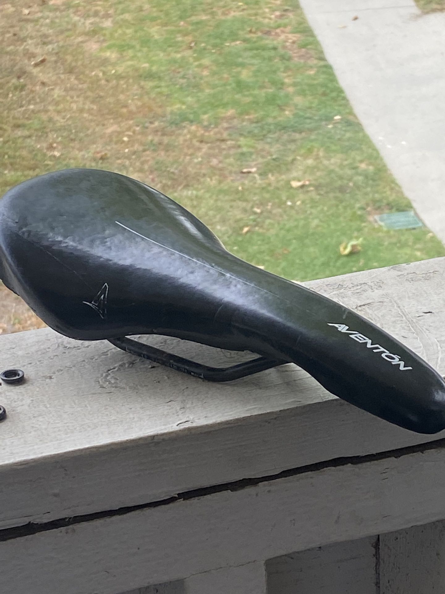 aventon saddle
