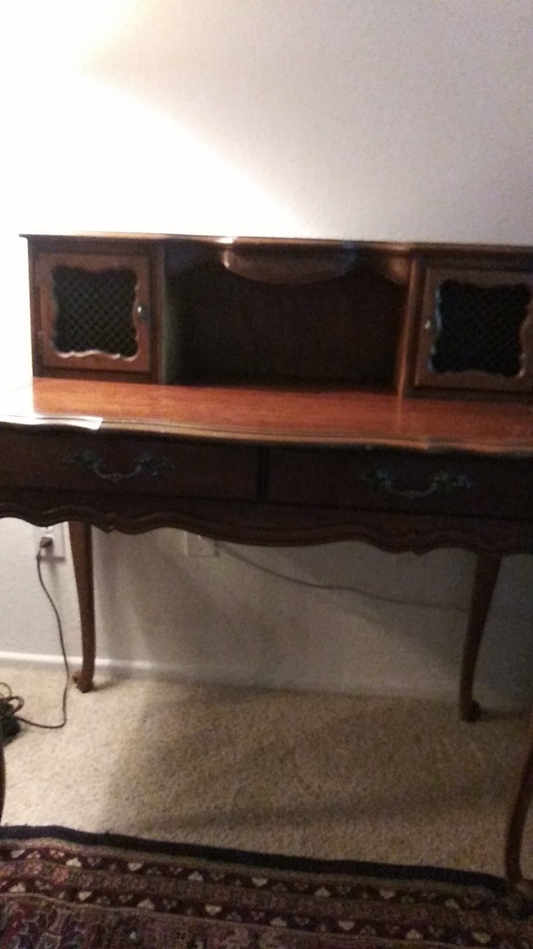 Antique desk HAMMARY...QUEEN ANN..mahogany.36"W..38" T..22" D.